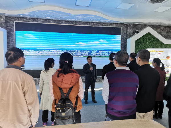 云浮市文广旅体局开展“学习红色经典 传承红色基因”主题党日活动